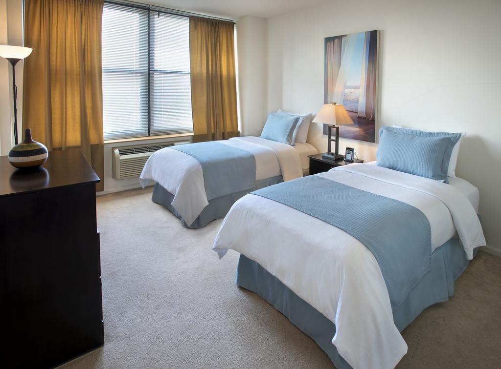 Grove Pointe - A Premier Furnished Apartment جيرسي سيتي المظهر الخارجي الصورة