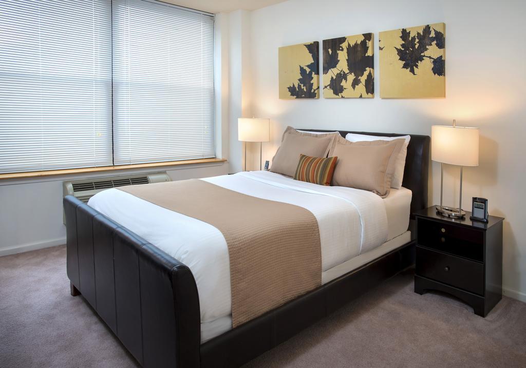 Grove Pointe - A Premier Furnished Apartment جيرسي سيتي الغرفة الصورة